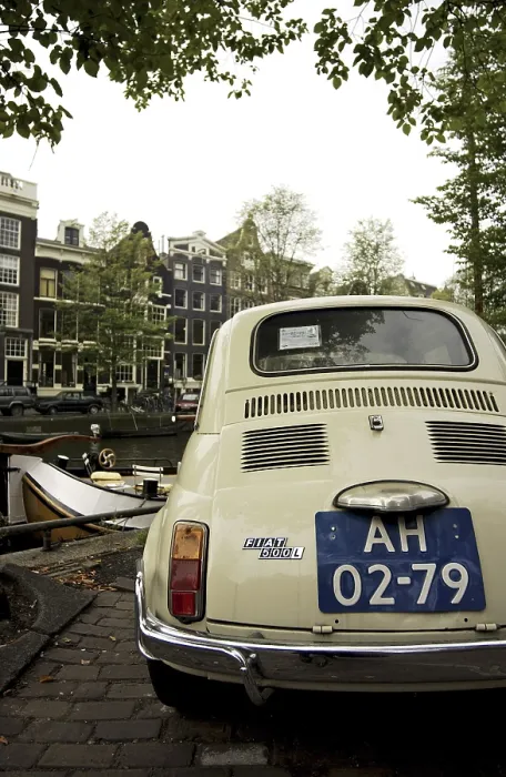 Framed Print : Fiat 500 parks at a Gracht