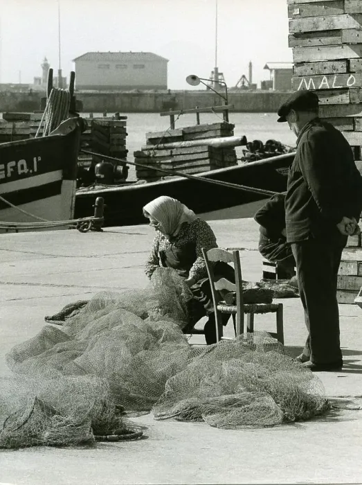 Framed Print : Fishermen mending nets, harbour Framed Print : Fishermen mending nets, harbour