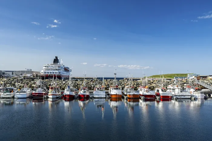Framed Print : Fishing boats in the harbour of Vardo Framed Print : Fishing boats in the harbour of Vardo