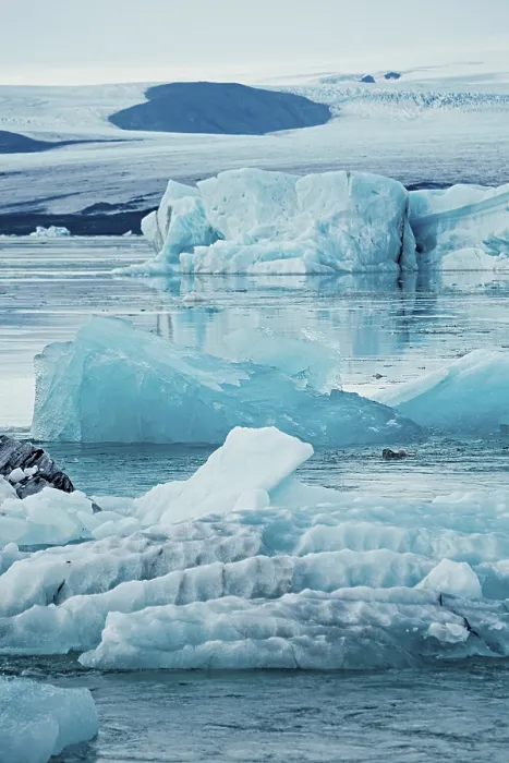 Framed Print : Floating icebergs in a tranquil and cold environment Framed Print : Floating icebergs in a tranquil and cold environment