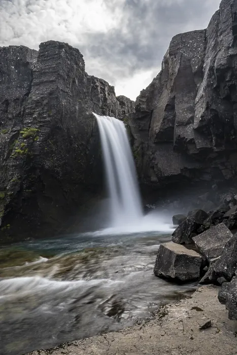 Framed Print : Folaldafoss Waterfall, Oexi Pass