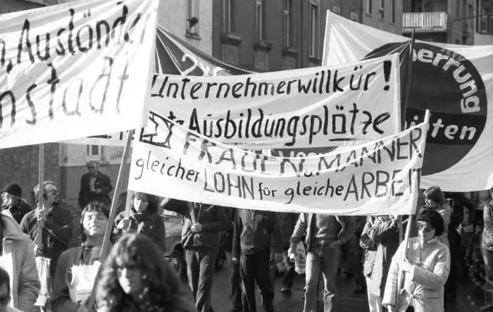 Framed Print : Following a call by the German Federation of Trade Unions (DGB)