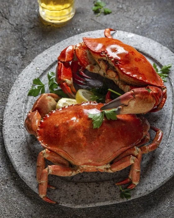 Framed Print : Food, Food, Whole cooked crabs on white plate with lemon and beer