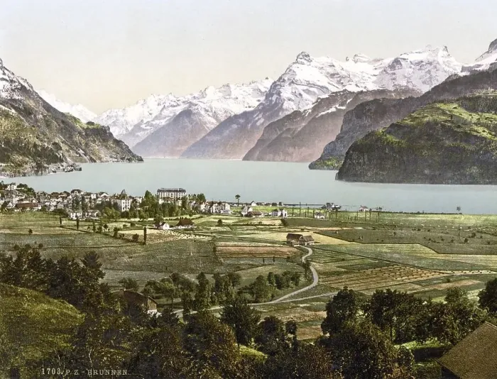 Framed Print : Fountain and the Alps, Lake Lucerne
