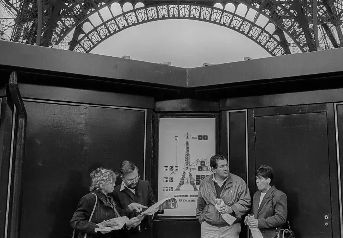 Framed Print : France, Paris, 24.03.1990, at the Eiffel Tower Framed Print : France, Paris, 24.03.1990, at the Eiffel Tower