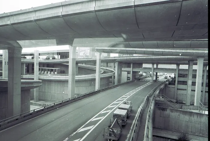 Framed Print : France: Paris airport street access