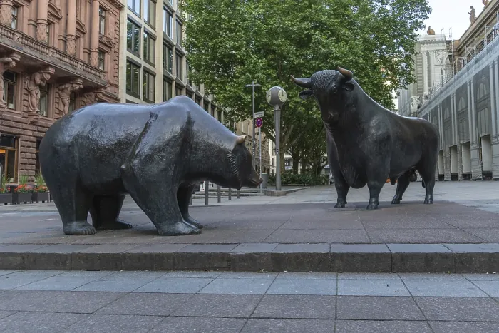 Framed Print : FRANKFURT, GERMANY - JUNE 12, 2025: Bear and Bull Sculpture near Frankfurt Stock Exchange on Summer Morning