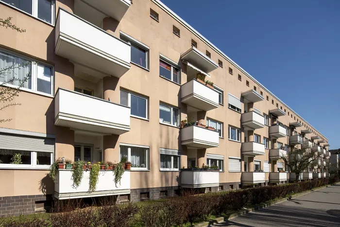 Framed Print : Frankfurt am Main, Lindenbaum housing estate