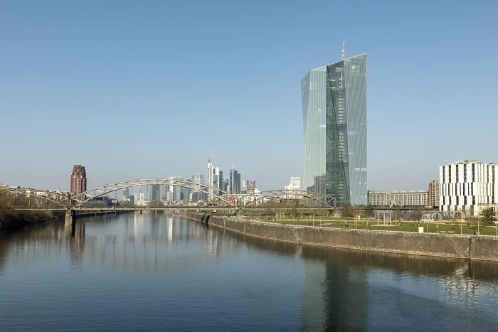Framed Print : Frankfurt skyline, Germany, on a sunny day
