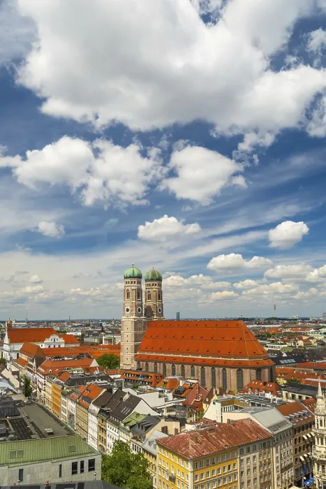 Framed Print : Frauenkirche Church on Sunny Summer Day Framed Print : Frauenkirche Church on Sunny Summer Day
