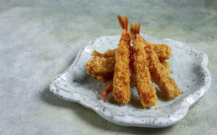 Framed Print : Fried shrimp, peeled in tempura