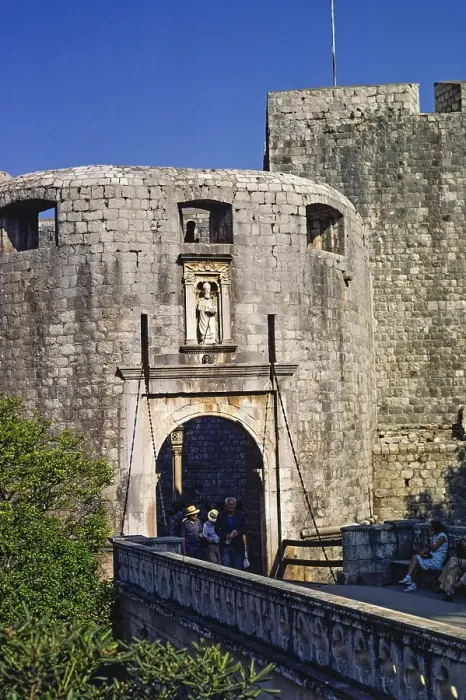 Framed Print : Gatehouse, Dubrovnik 1979, then Yugoslavia Framed Print : Gatehouse, Dubrovnik 1979, then Yugoslavia