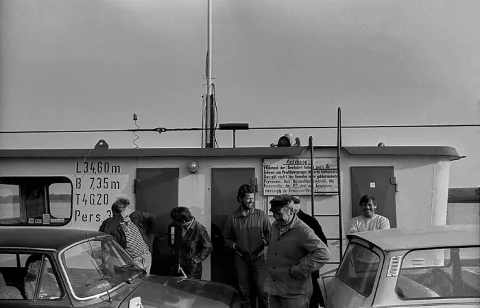 Framed Print : GDR, baby, 14.05.1988, ferry across the Elbe