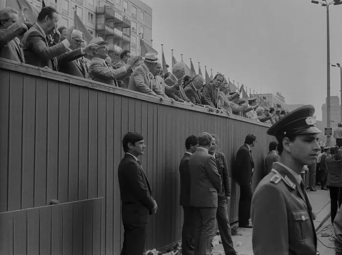 Framed Print : GDR, Berlin, 01. 05. 1987, 1st May rally 1987 on Karl-Marx-Allee