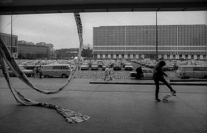 Framed Print : GDR, Berlin, 04.03.1990, demand for cultural use