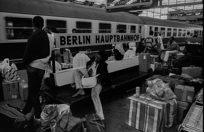 Framed Print : GDR, Berlin, 12.8.1988, Berlin main station Framed Print : GDR, Berlin, 12.8.1988, Berlin main station