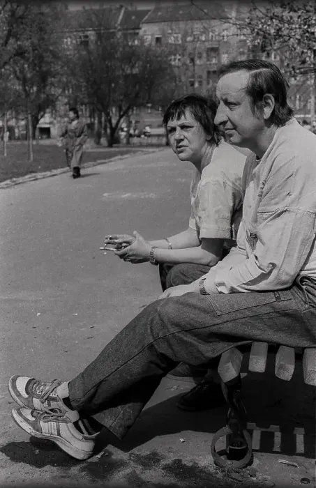 Framed Print : GDR, Berlin, 16. 4. 1988, couple