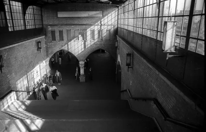 Framed Print : GDR, Berlin, 17. 03. 1990, Friedrichshagen S-Bahn station