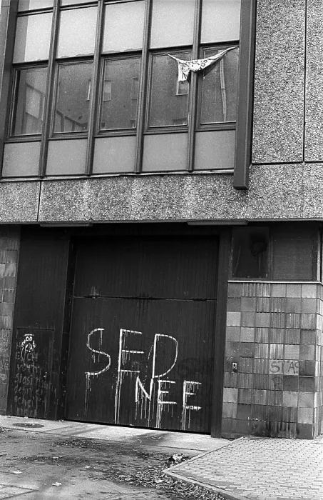 Framed Print : GDR, Berlin, 19 February 1990, headquarters of the GDR's State Security in Normannenstrasse Framed Print : GDR, Berlin, 19 February 1990, headquarters of the GDR's State Security in Normannenstrasse