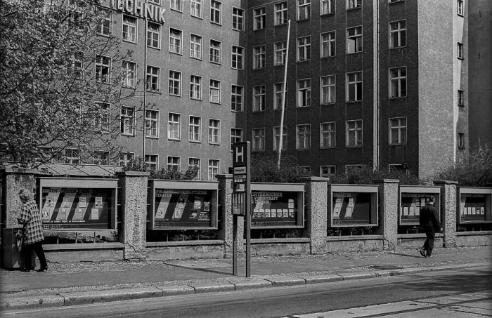 Framed Print : GDR, Berlin, 23. 04. 1989, VEB Verlag Technik