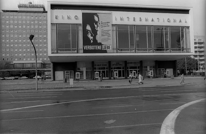 Framed Print : GDR, Berlin, 23.04.1990, Kino International