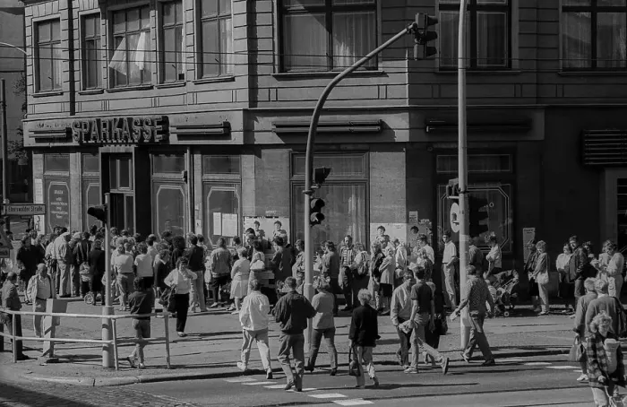Framed Print : GDR, Berlin, 25 May 1990, queuing for applications for monetary union