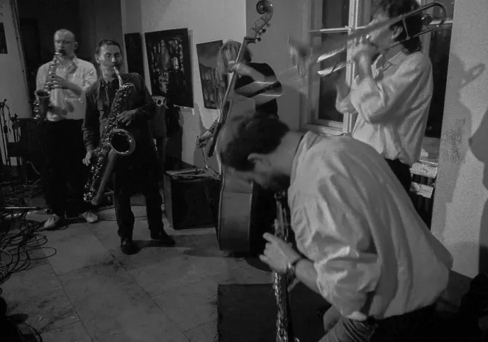Framed Print : GDR, Berlin, 26.2.1988, Jazzfest at the HdjT (f)