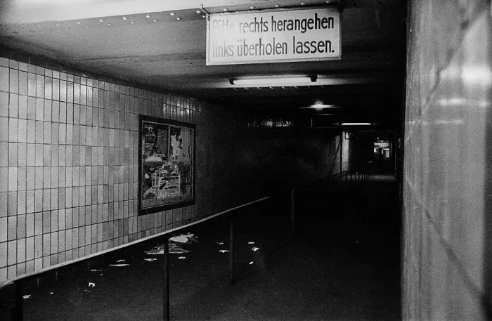Framed Print : GDR, Berlin, 29 May 1990, Stadtmitte underground station (now U6)