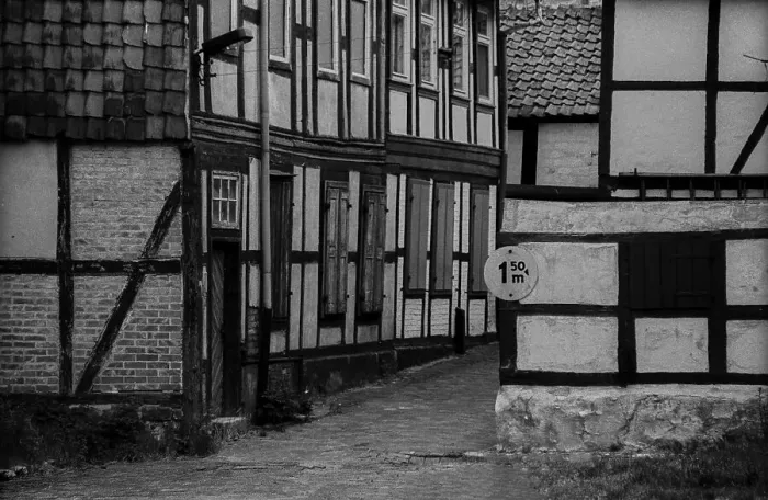 Framed Print : GDR, Halberstadt, 27.05.1988, alley in Halberstadt