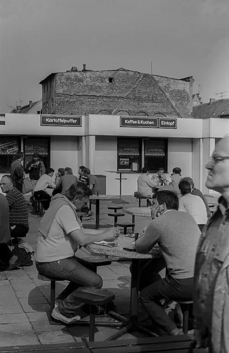 Framed Print : GDR, Stralsund, 9.6.1988, snack bar in Stralsund