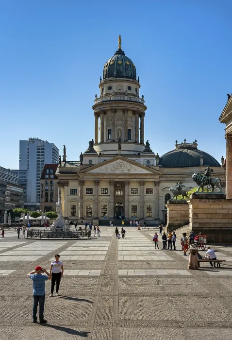 Framed Print : The Gendarmenmarkt with a view of the German Cathedral Framed Print : The Gendarmenmarkt with a view of the German Cathedral