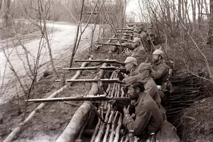 Framed Print : German soldiers in a trench position