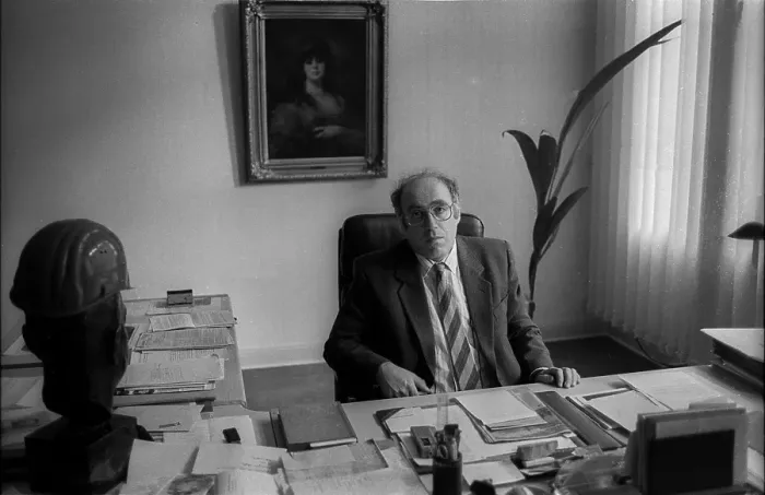 Framed Print : Germany, Berlin, 02.03.1992, Dr Hermann Simon, Director Stiftung Neue Synagoge Berlin  /  Centrum Judaikum, Europe