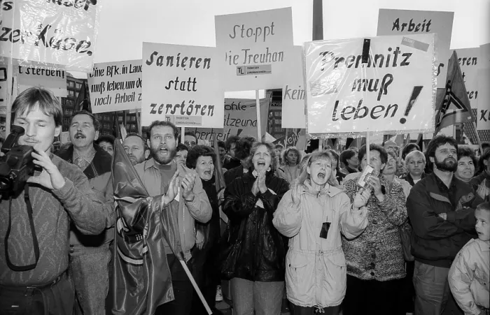 Framed Print : Germany, Berlin, 02.10.1992, DGB demo on Alexanderplatz