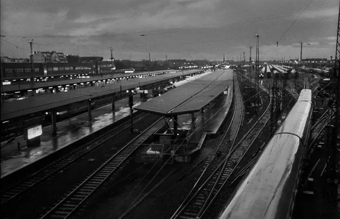 Framed Print : Germany, Berlin, 03.02.1992, Lichtenberg railway station, railway tracks, platform, Europe Framed Print : Germany, Berlin, 03.02.1992, Lichtenberg railway station, railway tracks, platform, Europe