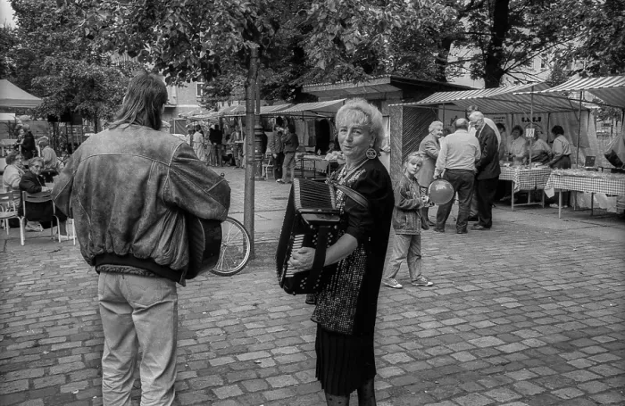 Framed Print : Germany, Berlin, 10.9.1992, GroBer Sozialtag Mitte
