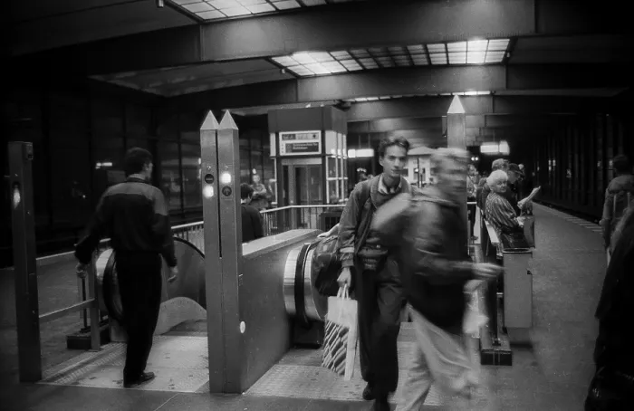 Framed Print : Germany, Berlin, 10.9.1992, S-Bahn platform of the Zoo station Framed Print : Germany, Berlin, 10.9.1992, S-Bahn platform of the Zoo station