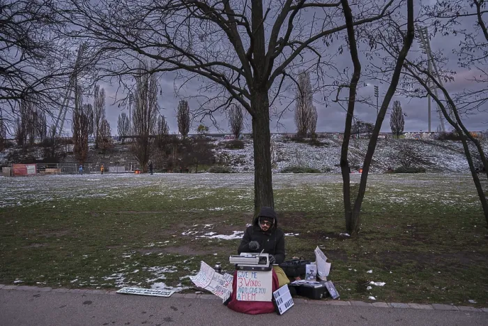 Framed Print : Germany, Berlin, 12.01.2025, Sunday afternoon in Mauerpark