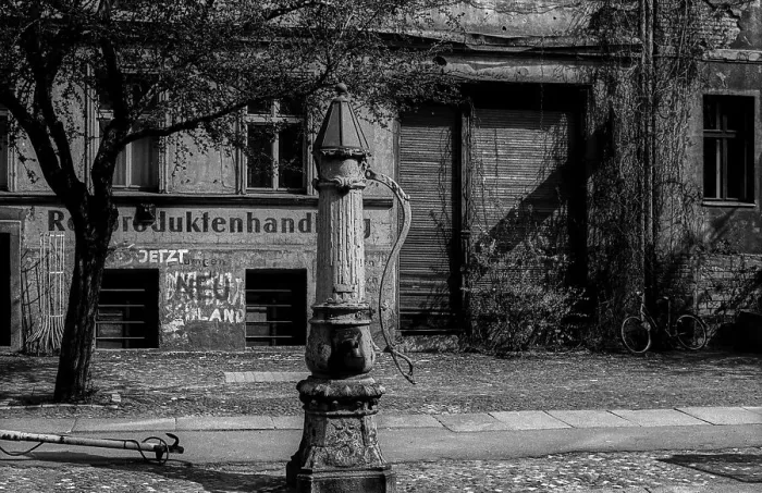 Framed Print : Germany, Berlin, 13.04.1991, water pump