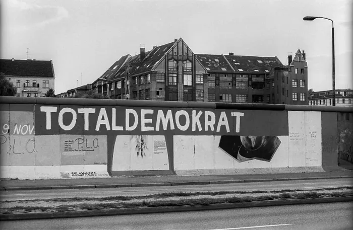 Framed Print : Germany, Berlin, 13.08.1991, East Side Galerie