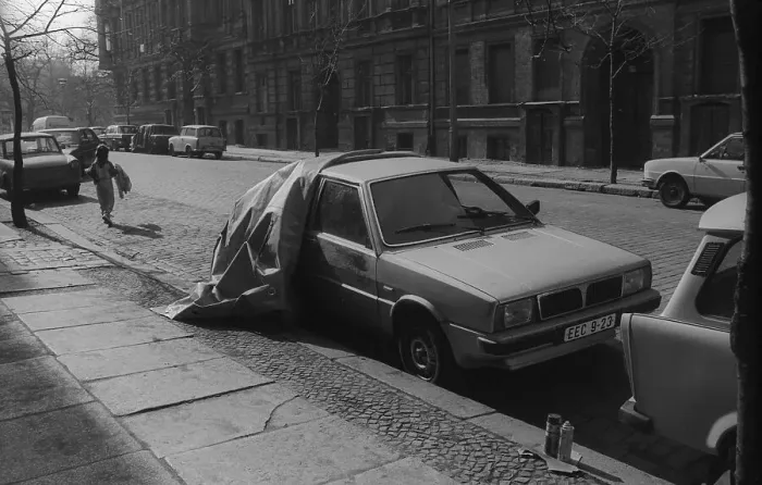 Framed Print : Germany, Berlin, 14. 03. 1991, covered car in the Christinenstrasse Framed Print : Germany, Berlin, 14. 03. 1991, covered car in the Christinenstrasse