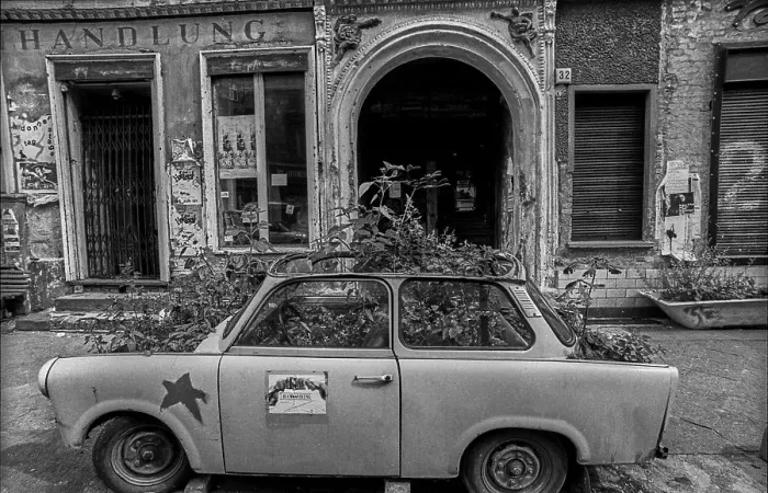 Framed Print : Germany, Berlin, 14.08.1991, planted Trabi in the Tucholskystrasse