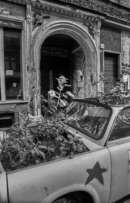Framed Print : Germany, Berlin, 14.08.1991, planted Trabi in the Tucholskystrasse