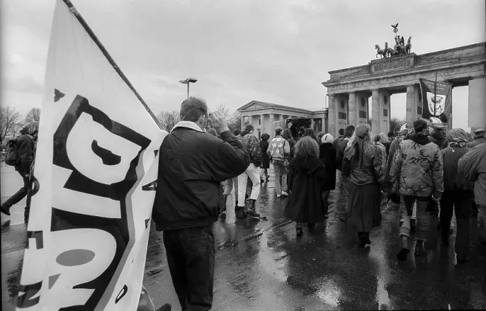 Framed Print : Germany, Berlin, 16 February 1992, DT64 demonstration (against the closure of the station), at the Brandenburg Tor, Europe Framed Print : Germany, Berlin, 16 February 1992, DT64 demonstration (against the closure of the station), at the Brandenburg Tor, Europe