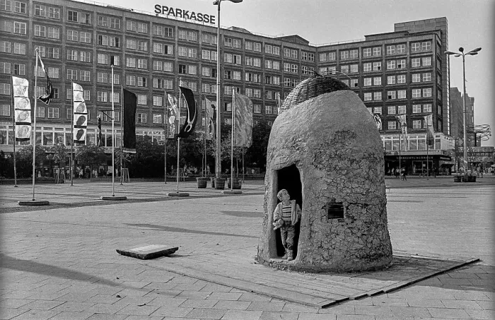 Framed Print : Germany, Berlin, 18 October 1991 Framed Print : Germany, Berlin, 18 October 1991