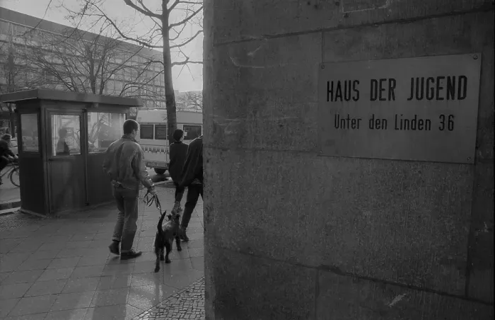 Framed Print : Germany, Berlin, 19 February 1992, House of Youth, Unter den Linden, Europe
