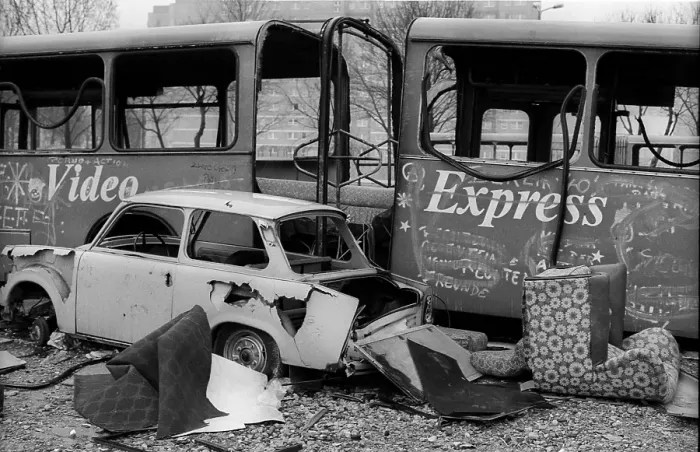 Framed Print : Germany, Berlin, 19.03.1992, destroyed video bus