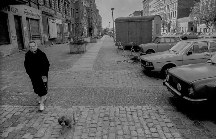 Framed Print : Germany, Berlin, 21.04.1991, Oderberger Strasse