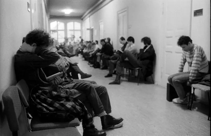 Framed Print : Germany, Berlin, 21.12.1990, Prenzlauer Berg job centre