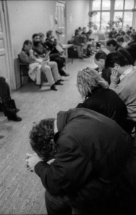 Framed Print : Germany, Berlin, 21.12.1990, Prenzlauer Berg job centre